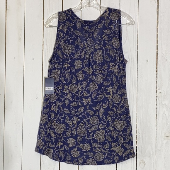 Lucky Brand Top - Picture 5 of 7